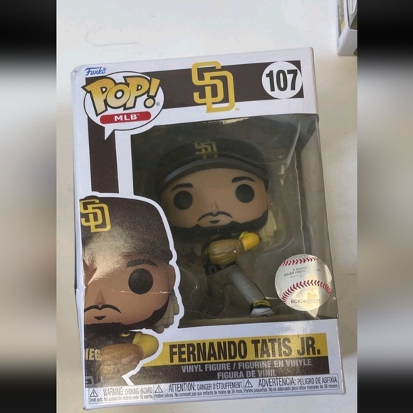 Funko Pop MLB Figure with Black and Yellow Accents - Picture 1 of 1